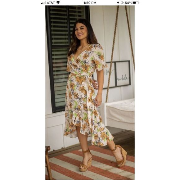 NWT Grace & Emma Wrap Floral Dress Size L - Picture 1 of 14